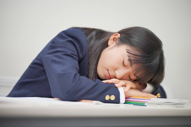 「朝起きられない」は甘えじゃない――起立性調節障害を知ろう サムネイル